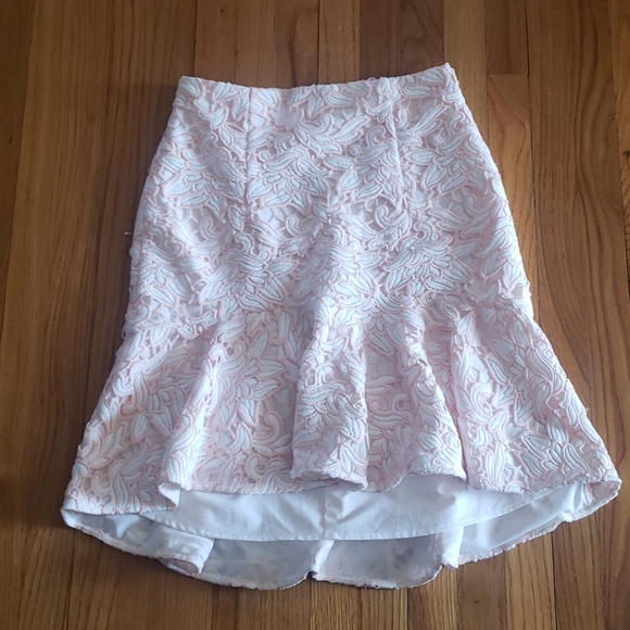 Club monaco pink lace skirt - Picture 5 of 7
